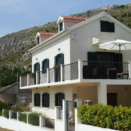 Tomasovic Villa